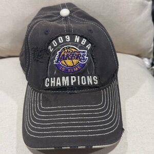 Los Angeles Lakers 2009 NBA Champions Adidas Flex Fitted OSFA Hat Cap 15 Time